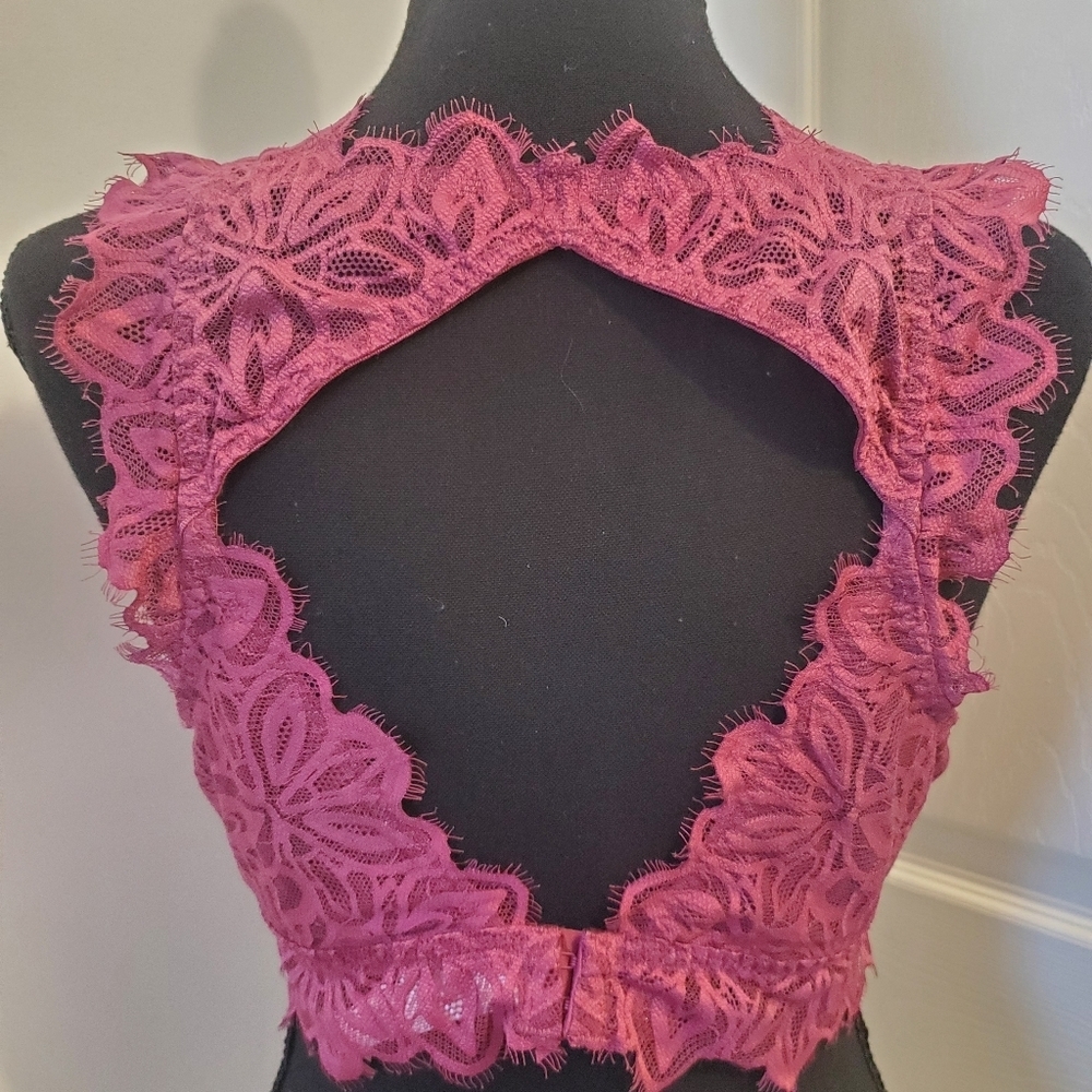 Victoria's Secret lace date push-up bralette